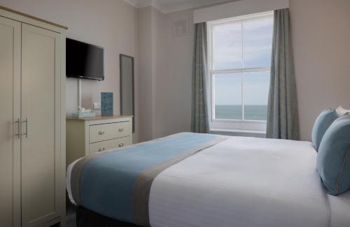 Eastbourne City Centre Hotel | The Cumberland Hotel