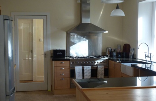Cupar House | The Cupar House. Bright and spacious home/garden.