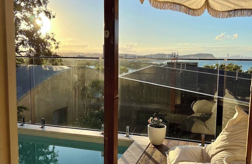 Currumbin House | The Currumbin Treehouse - Sauna/Ice bath/Float tank/Pool/Spa. Secluded retreat!