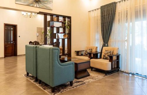 Kampala House | The Curvalux House, Entebbe-Kigo