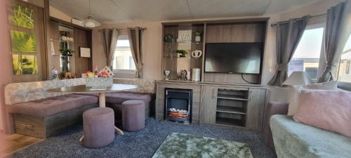 Porthcawl Other | The Cwtch Caravan Trecco Bay