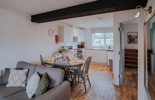 St Margaret's at Cliffe Cottage | The Dairy - 3 Bedroom