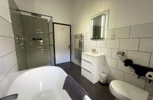 Llandysul House | The Dairy a superb, detached Llandysul cottage