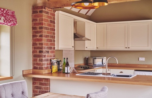 Shrawley Apartment | The Dairy Barn - Luxury Cottages