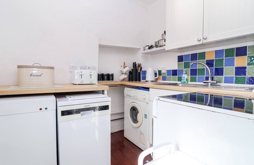 Commonmoor House | THE DAIRY, pet friendly, character holiday cottage in St Cleer