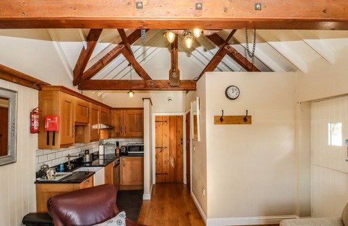 Burgh le Marsh Cottage | THE DAIRY, pet friendly, character holiday cottage in Burgh Le Marsh