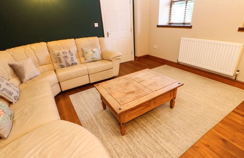 Coxhoe Cottage | THE DAIRY, pet friendly, with a garden in Coxhoe