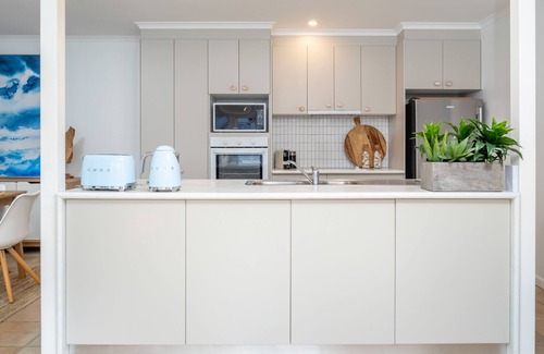 Long Beach House | The Dans @ Long Beach - 30 Seconds from the Beach