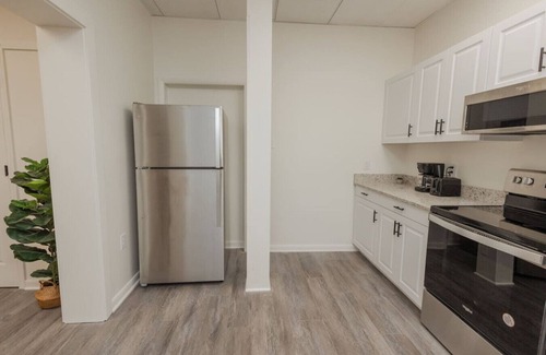 Martinsburg Apartment | The Dapper Den- 1 bedroom apartment