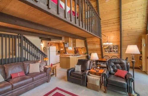 Truckee Cabin | The Davos Cabin, Truckee (2br+loft)