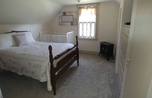 Apple Creek Other | The Dawdi Haus- A Spacious Amish Grandparents Home Completely Updated