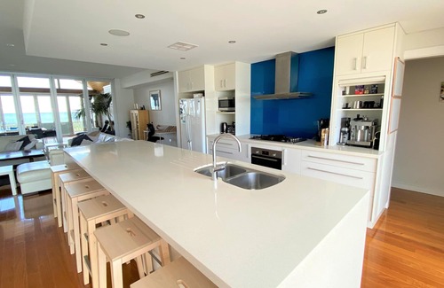 West Busselton House | The Deck House Beachfront in Beautiful Busselton