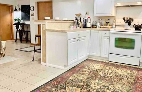 Delaware Apartment | The Delaware Spot 2 S