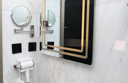 Ofin Hotel | The Delborough Lagos