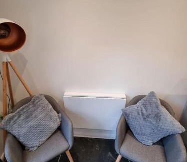 Braunton Apartment | The Den - A modern, quirky, self contained unit