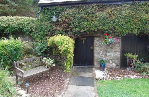 Rosevine House | The Den at Country Ways