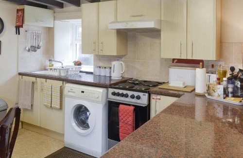 Pen-y-sarn House | The Den