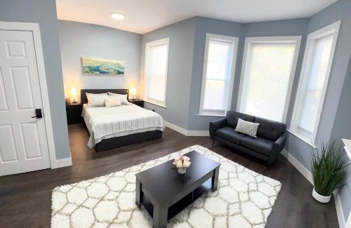 Lakeview Hotel | The Den Hotel