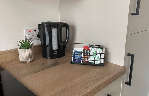 Wick Apartment | The Den-NC500 Apartment-Sleeps 4
