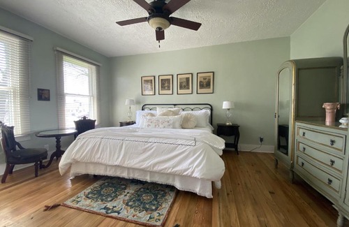 Fredericksburg Cabin | The Deodara Inn