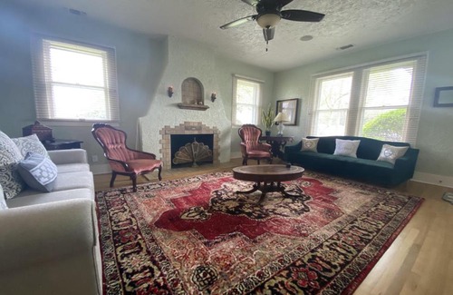 Fredericksburg Cabin | The Deodara Inn
