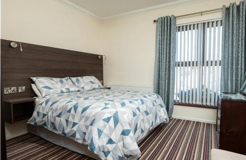Castlederg Bed & Breakfast | The Derg Arms B&B