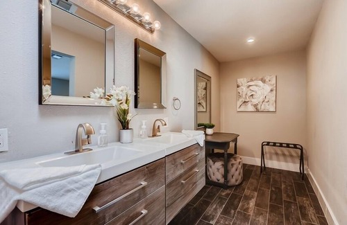 Scottsdale Estates Nine House | The Devonshire Duo, Two Separate Homes Booked as One!