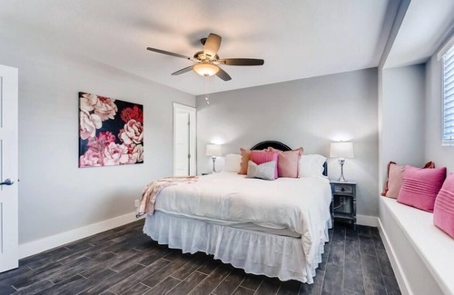 Scottsdale Estates Nine House | The Devonshire Duo, Two Separate Homes Booked as One!