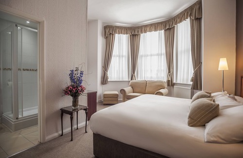 Eastbourne Seafront Hotel | The Devonshire Park Hotel