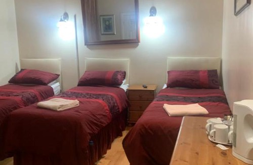Turkey Street House | The Dharma Lodge