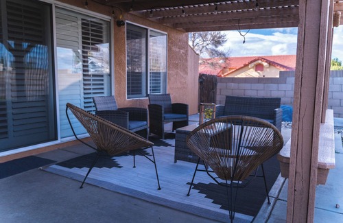 Lancaster House | The Diamond in Quartz Hill/Lancaster