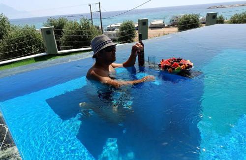 Sithonia House | The Diamond of Kriaritsi private pools & hydromassage