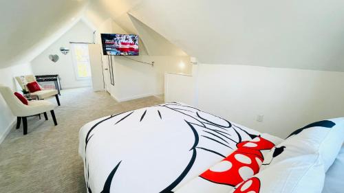Cleveland House | The Disney House In Cleveland Plus Game Room!