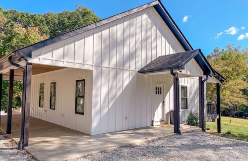 Franklin House | The Dogwood Cottage Franklin