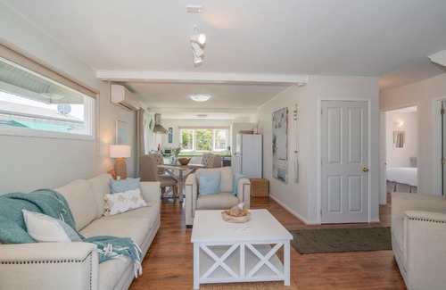 Whitianga House | The Doll's House - Whitianga Holiday Home
