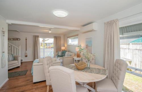 Whitianga House | The Doll's House - Whitianga Holiday Home