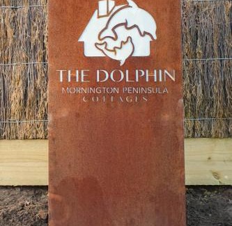Rye House | The Dolphin Cottage - 250m to bay beach