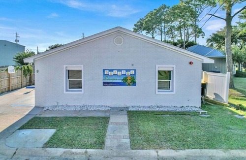 Fort Walton Beach Apartment | The Dolphin Watch Near the Beach in FWB - Unit 7