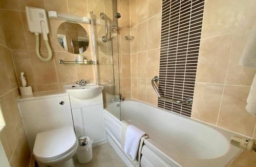 North Shore Hotel | The Doric Hotel