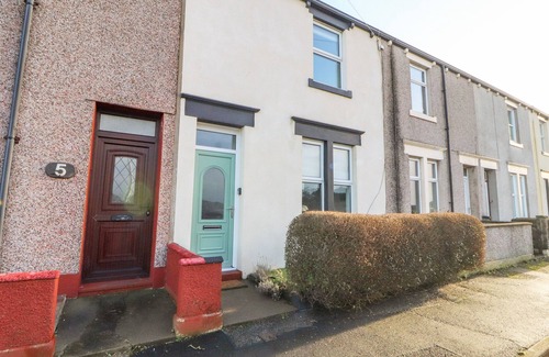 Wigton Cottage | THE DORMIE HOUSE, pet friendly, country holiday cottage in Silloth