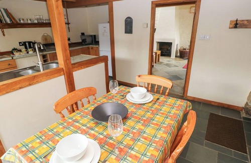 Fishguard Cottage | THE DOVECOTE, romantic, character holiday cottage in Fishguard