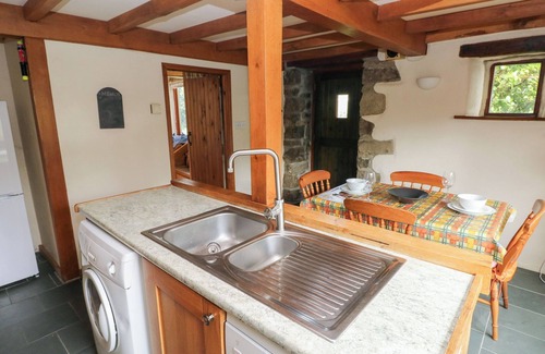 Fishguard Cottage | THE DOVECOTE, romantic, character holiday cottage in Fishguard
