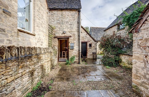 Blenheim House | The Dovecote | Woodstock Holiday Let | 1 Bed & Sleeps 2