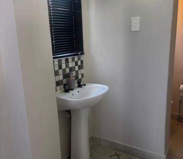 Paarl Apartment | The Dragonfly