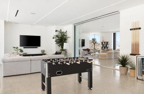 Palm Desert House | The Dream House Modern Estate Perched Above Palm Desert