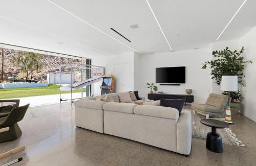 Palm Desert House | The Dream House Modern Estate Perched Above Palm Desert