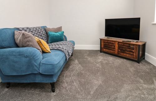 West Down Cottage | THE DRIFT, family friendly, with a garden in West Down