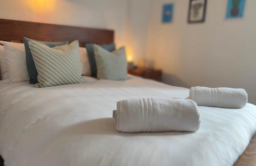 Winchester House | The Drill Hall - Central Winchester 2 bed House