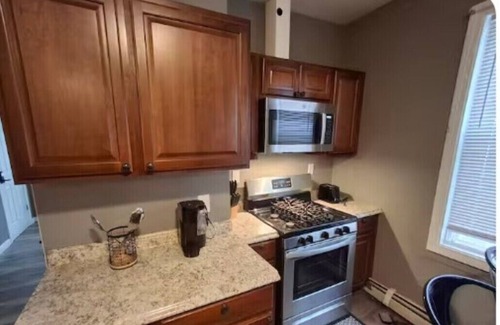Mount Pleasant Apartment | The Duet-Suite at Mt. Pleasant 2BR LaundryParking