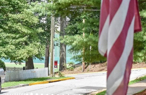 Athens House | The Dugout, Walk to All UGA Sports!